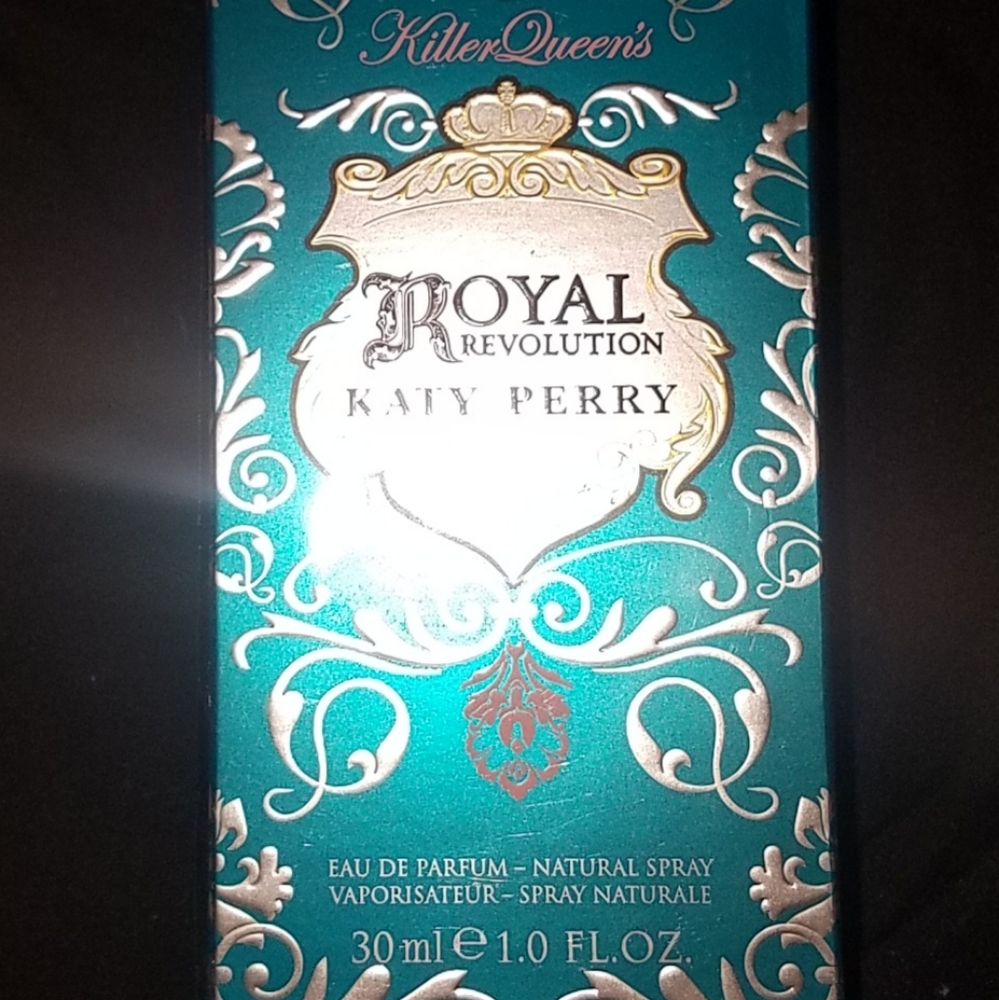 Katy Perry Killer Queen Royal Revolution